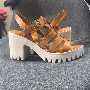 Stylish Tan Platform Sandals